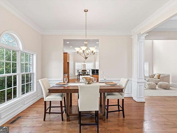 5th image of 3113 Brians Creek Dr SE