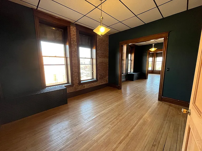 227 N Minnesota St — Photo 10
