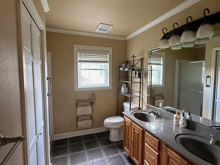 105 Chambers Point #16 — Photo 6
