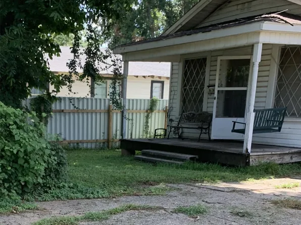 1020 Saint Charles St, Bossier City, LA 71112