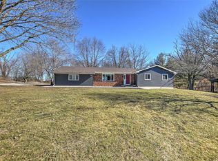 3871 E Kraft Rd, Dalton City, IL 61925
