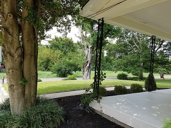 2nd image of 2252 Richland Ave