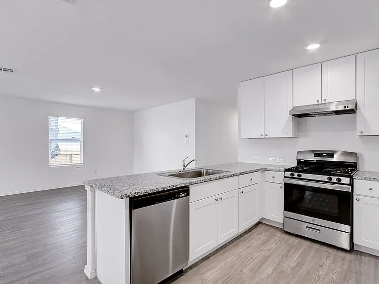 15003 Greenfield Ml — Photo 13