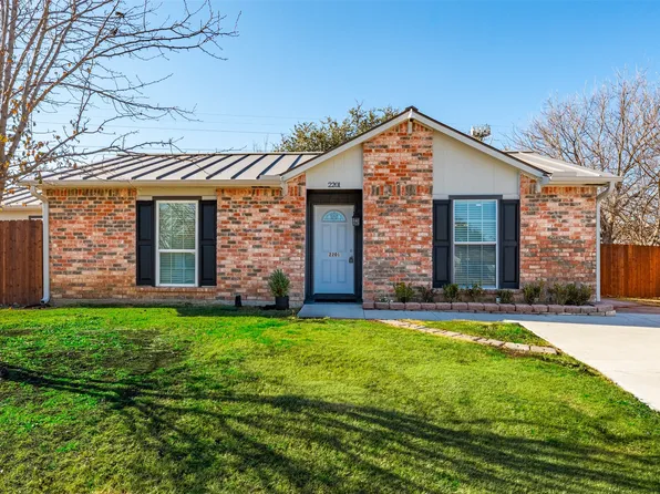 2201 Wildbriar Dr, Arlington, TX 76014