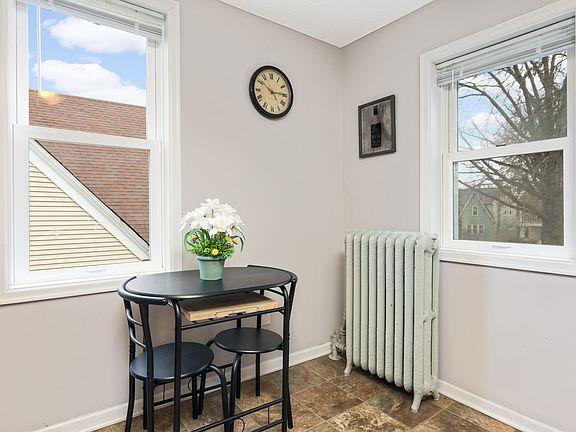 3rd image of 1777 Marshall Ave Unit 2