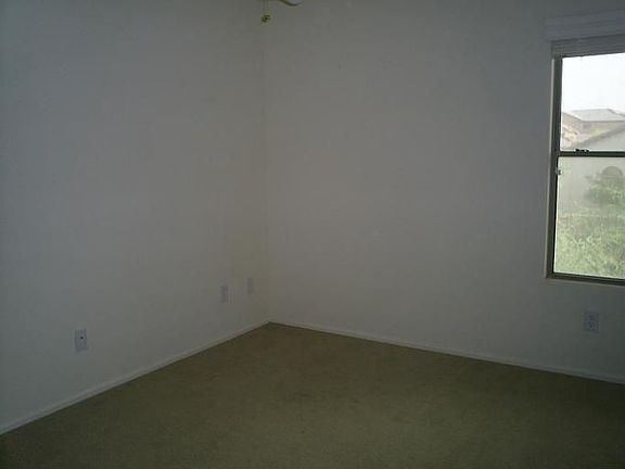 4th image of 21289 N Scott Dr