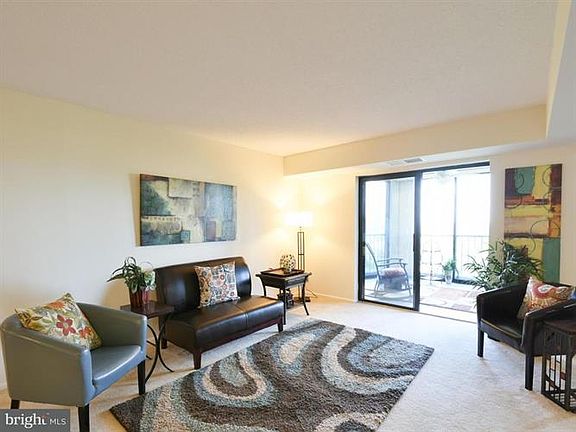 5th image of 5901 Mount Eagle Dr APT 1002