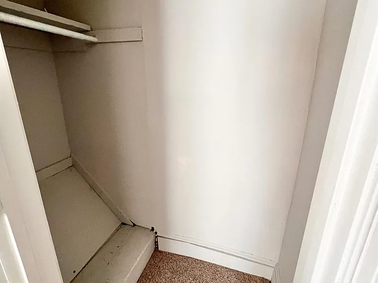 1029 Lancaster Ave — Photo 20