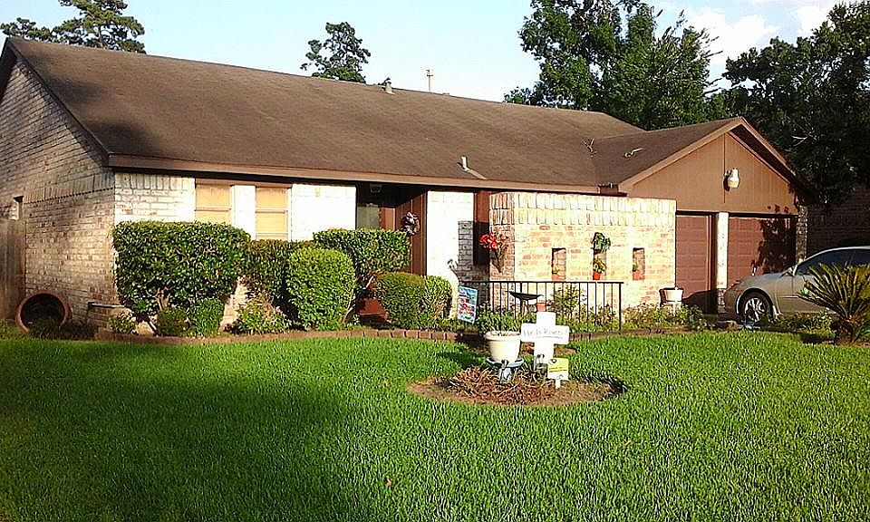 1st image of 17538 Crestline Rd