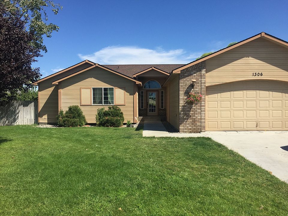 1st image of 1306 S 45th Ave