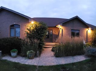 5701 Prairie Lake Dr, Firth, NE 68358