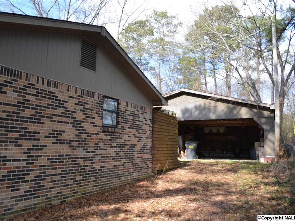 2nd image of 114 Maple Cir