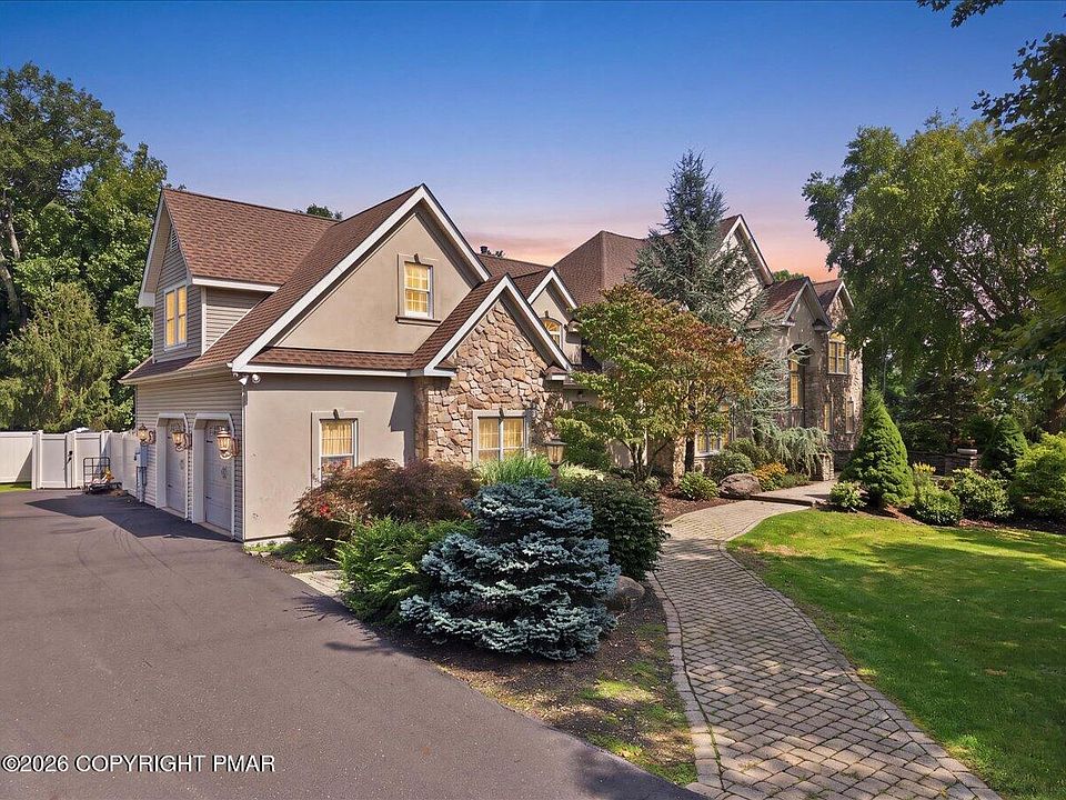 1st image of 150 Kettle Ridge Dr