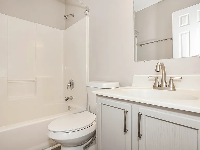 326 Kingville Dr — Photo 15