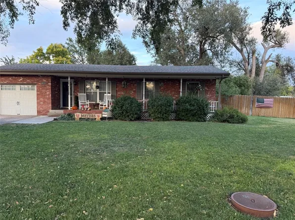 206 N Hamilton St, Lakin, KS 67860