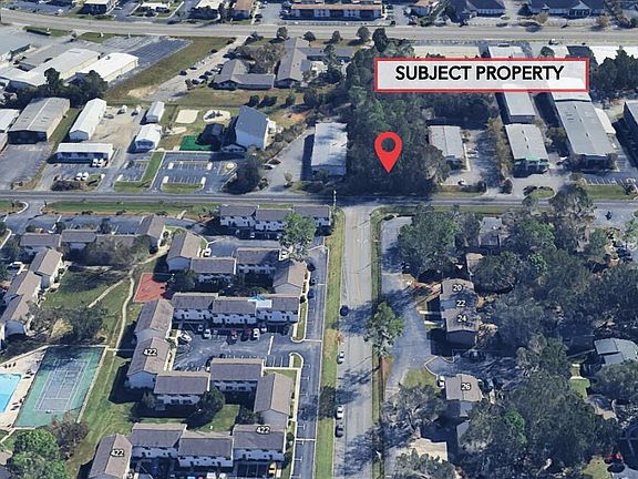 3rd image of 391 Connell Rd