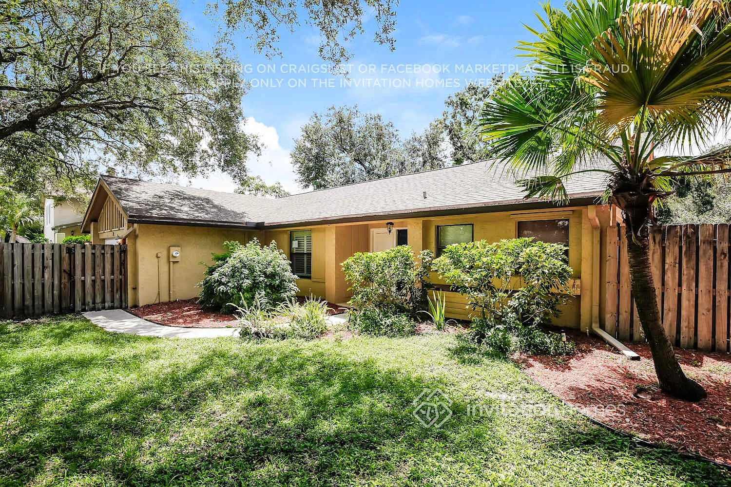 39 Forest Cir Hollywood, FL 33026 — Photo 3