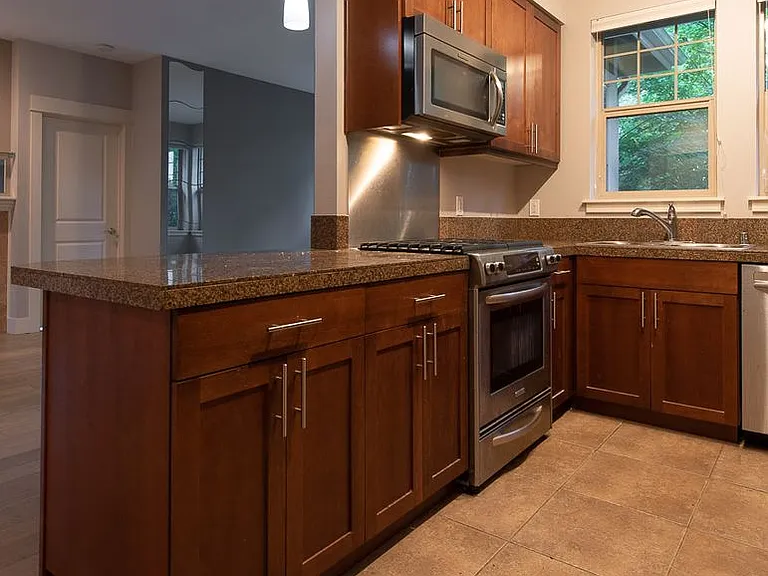 8535 Avondale Rd NE #A201 — Photo 8
