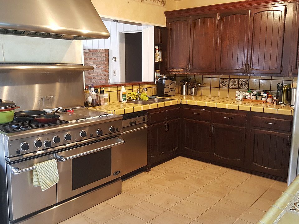 1st image of 1307 Olive Ln