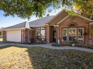 230 Shirley Cir, Weatherford, TX 76087