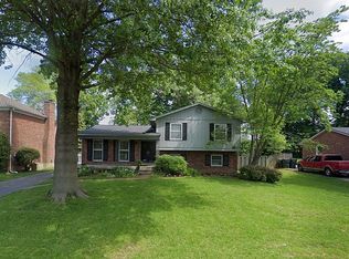 9025 Lethborough Dr, Jeffersontown, KY 40299