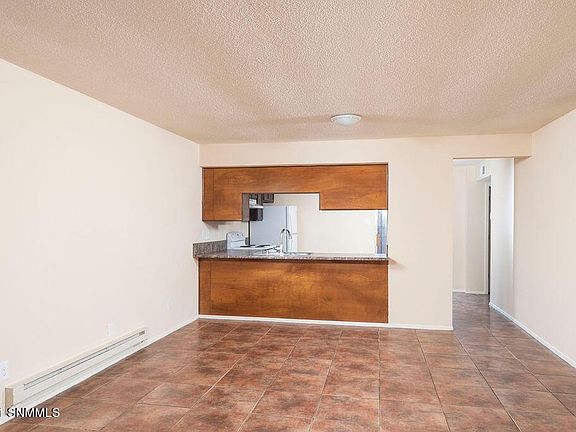 3rd image of 1345 Branson Ave APT 2D