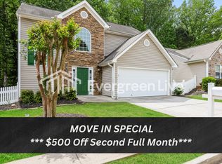 91 Greystone Cir, Hiram, GA 30141