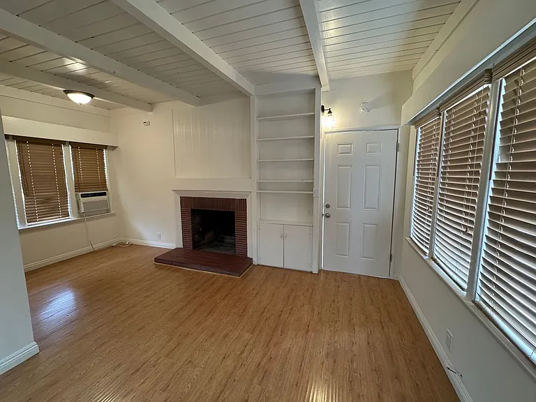 111 Alabama St — Photo 13