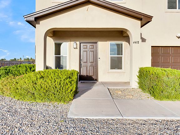3rd image of 4418 Valle Del Luz