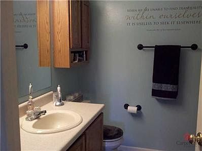 5th image of 1215 Charlotte Way