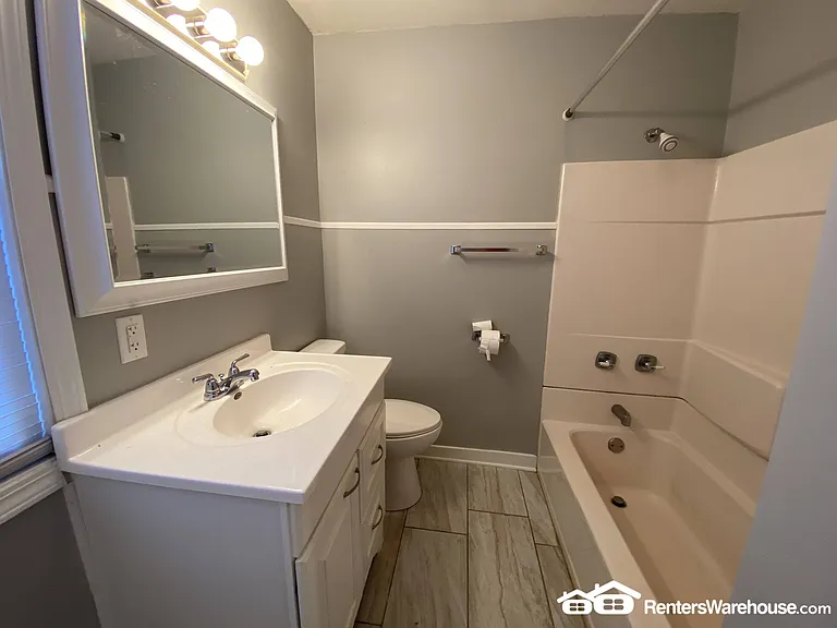 1417 Cummins Pkwy — Photo 14