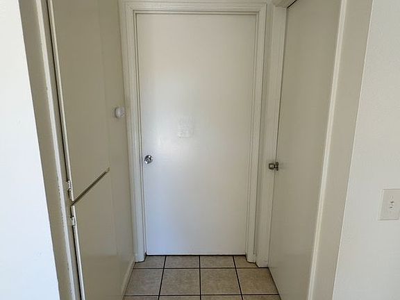5th image of 569 N Elmwood Ave APT 8