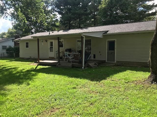 2nd image of 99 River Forest Rd