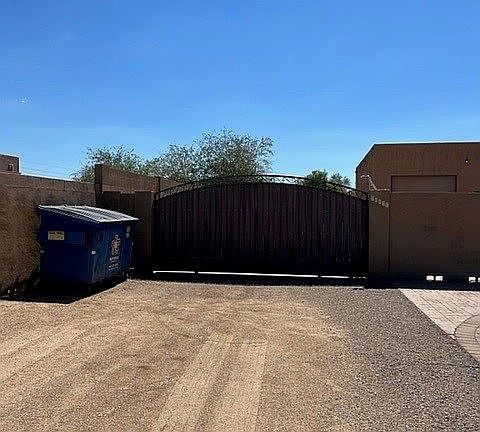 5th image of 38507 N 27th Ave