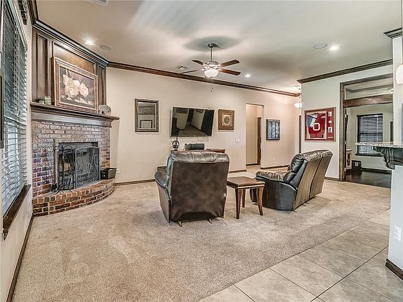 4th image of 4809 SW 128th St