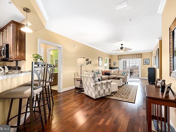 3rd image of 2700 Willow Oak Dr #311B