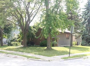 907 Lincoln St, Seymour, WI 54165