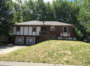 513 Hargis Ln, Belton, MO 64012