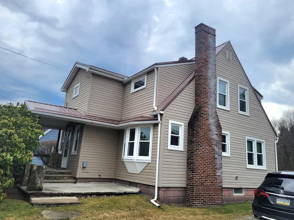 5622 Wayne Rd, Du Bois, PA 15801