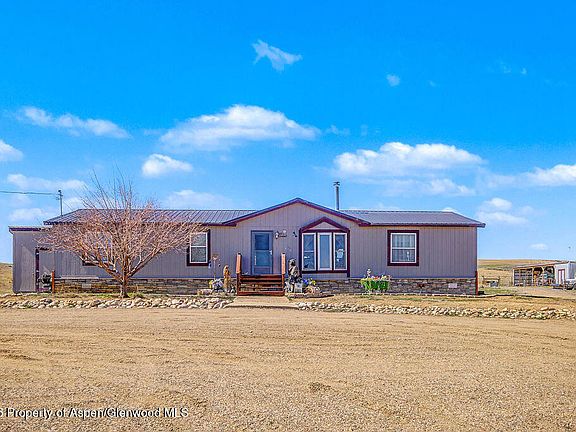 2nd image of 1009 Roberts Rd
