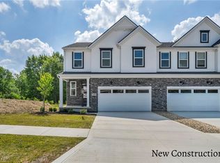 2091 Glenmont Dr, Brunswick, OH 44212