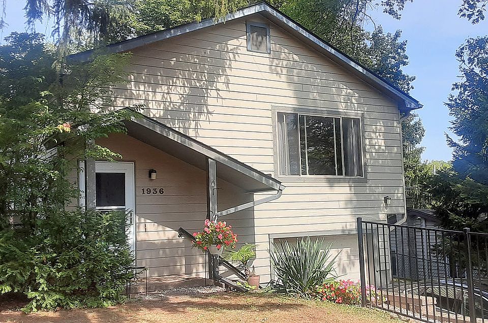 1st image of 1936 Burns Ave