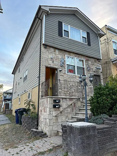 361 Hall Ave #2 Photo 1