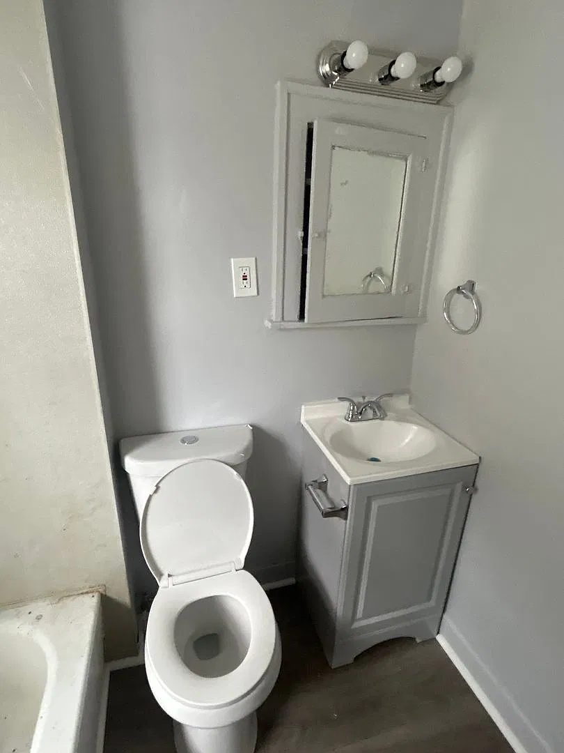 5bd Single Section 8 — Photo 4