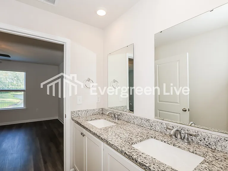 2228 Courtina Way — Photo 11