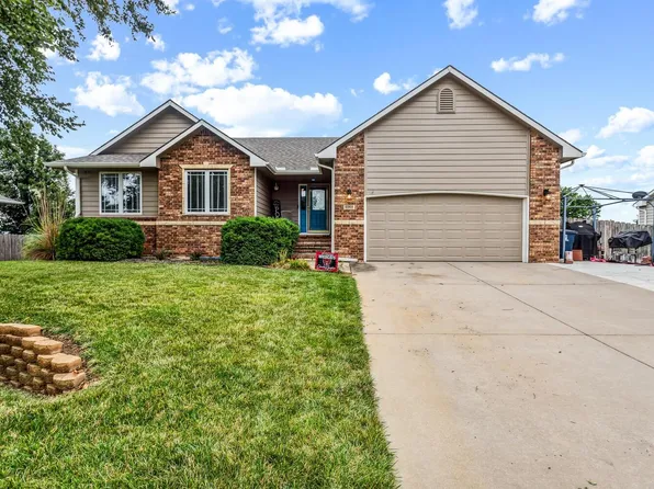 1925 E Quail Run, El Dorado, KS 67042