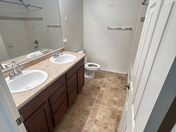 4th image of 11987 Riverstone Cir #11B