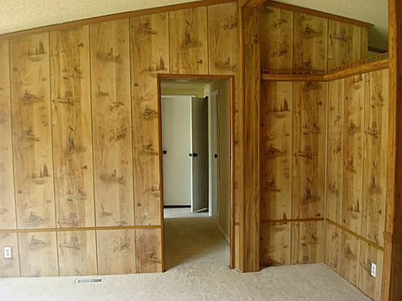 5th image of 1312 Wood Dr