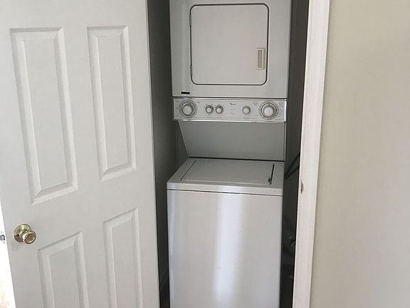 4th image of 540 Ocean Pkwy APT 1H