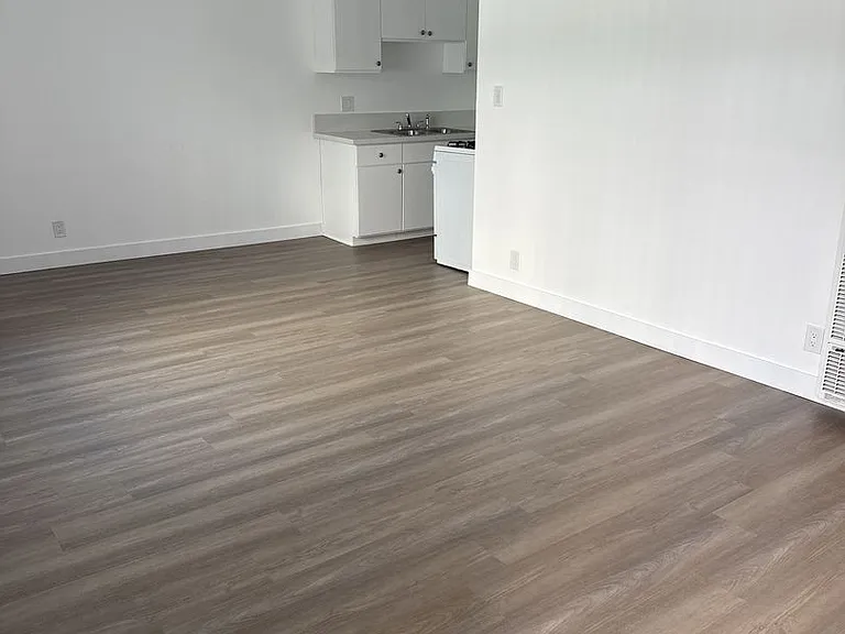 3321 S Canfield Ave — Photo 1